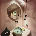 Дом отдыха Anatelo House