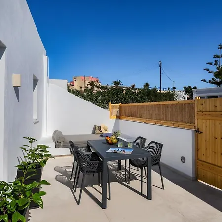 Anatelo House Holiday home Fira (Santorini)