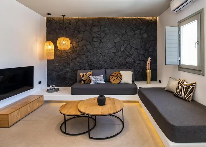 Anatelo House * Fíra