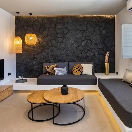 Anatelo House * Fíra